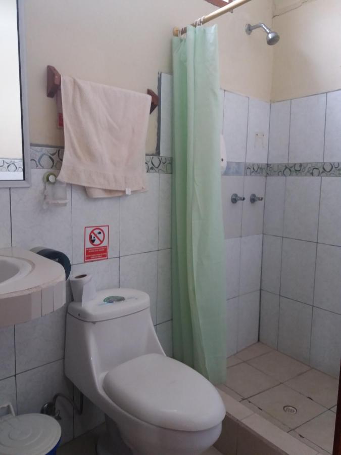 Hostal Miconia ปูแอร์โตอาโยรา ภายนอก รูปภาพ