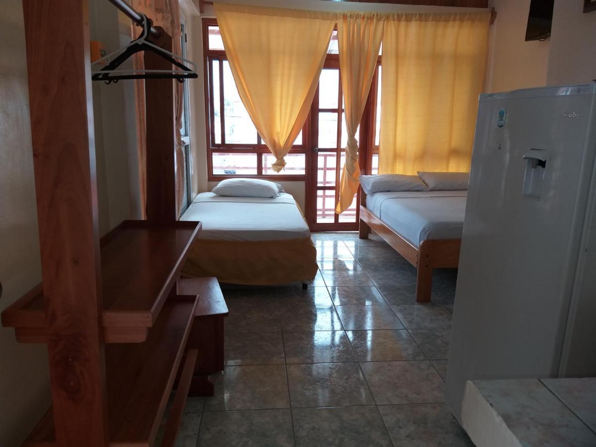 Hostal Miconia ปูแอร์โตอาโยรา ห้อง รูปภาพ