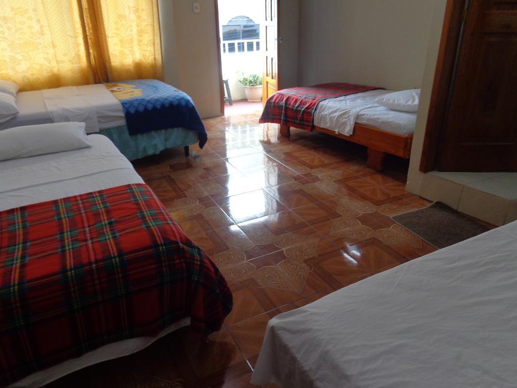 Hostal Miconia ปูแอร์โตอาโยรา ห้อง รูปภาพ